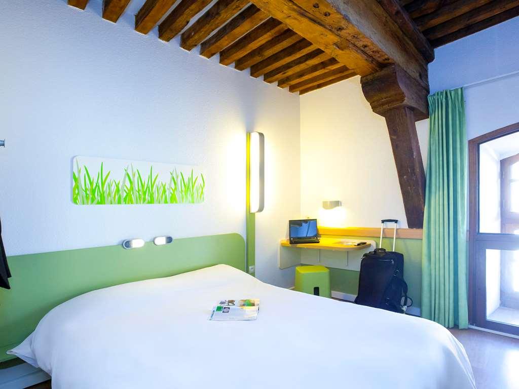 Ibis Budget Marseille Vieux Port Rom bilde
